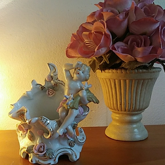 Hand Painted Porcelain Cupid - Picture 1 of 5